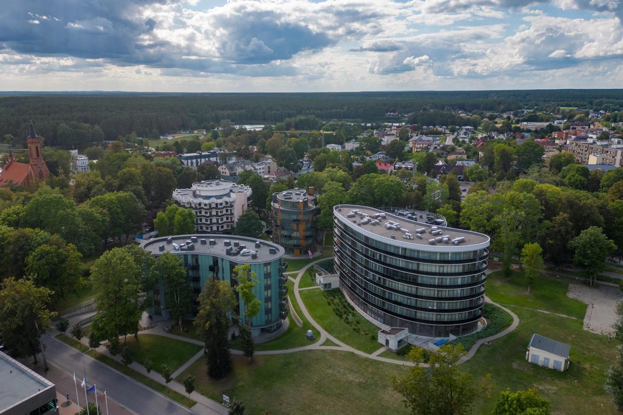 2 Bedroom Apt, 2 Garage Spots & Balconies, Self Check-In, By Cohost Druskininkai Dış mekan fotoğraf