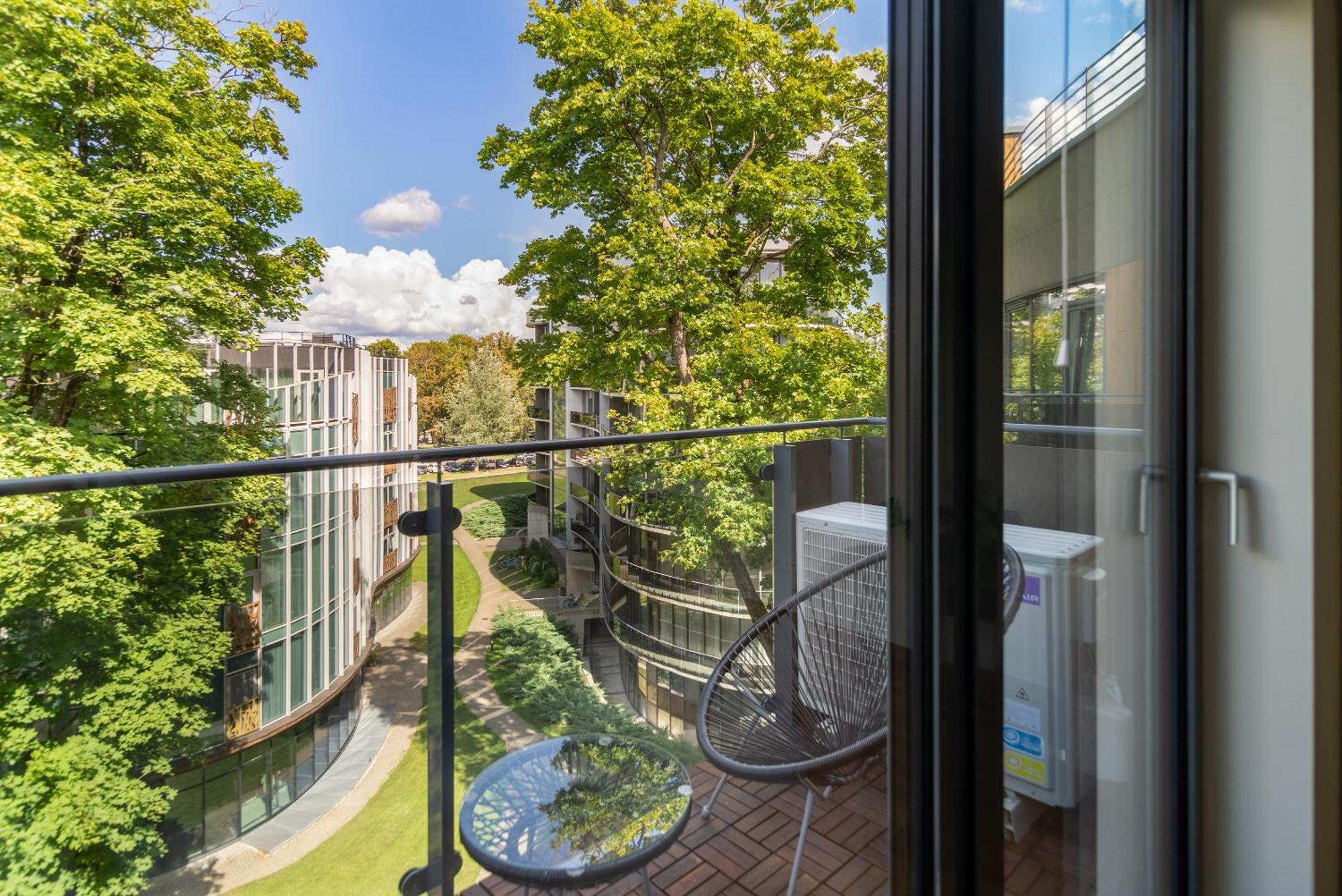 2 Bedroom Apt, 2 Garage Spots & Balconies, Self Check-In, By Cohost Druskininkai Dış mekan fotoğraf